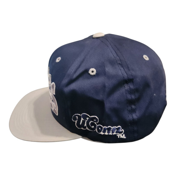 Vintage Wave UConn Huskies Snapback The‎ G Cap Hat - Picture 3 of 7
